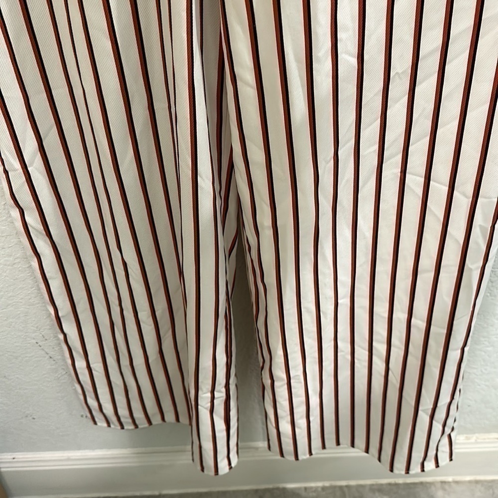 Forever 21 romper size S - Picture 3 of 5